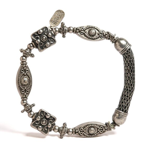 Treska Antiqued Silver Tone Bracelet Signed - Picture 5 of 10